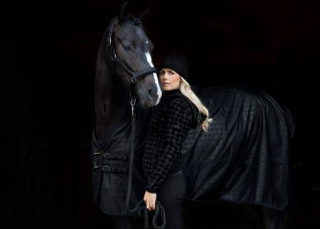 Weidedecke ALPHA 1680 - 150g ESSENCE 22/23 , Winterdecke, Pferdedecke, Outdoordecke